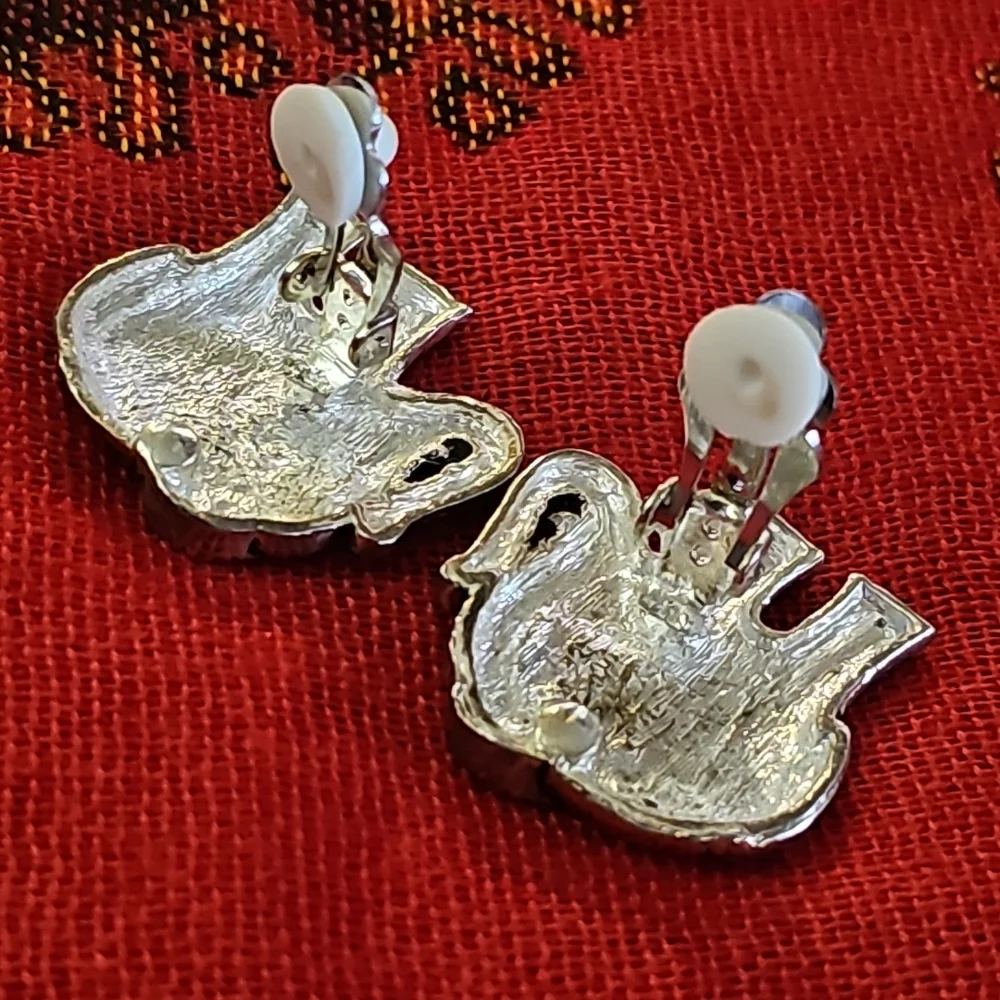 Silver and Gold-tone Clip-on Elephant Earrings - Picture 5 of 6